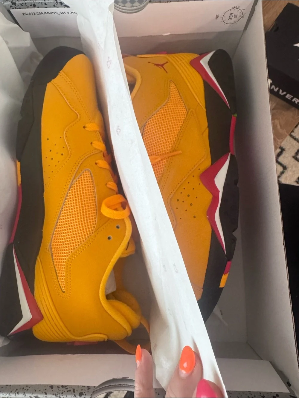 Jordan MVP 92 NIB in Yellow with Black & Red Accents